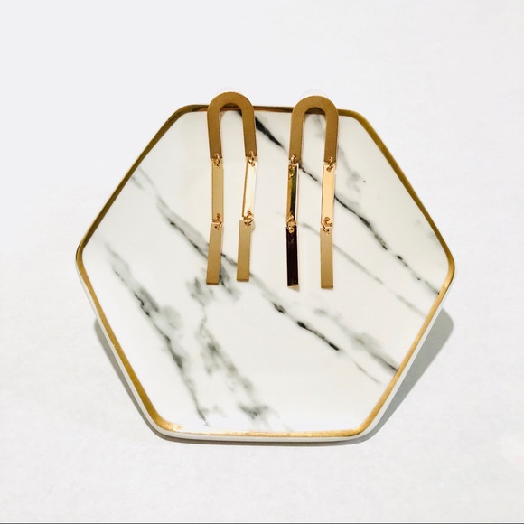 RHEA GOLD DANGLE U EARRINGS MINIMALIST CHIC BOUTIQ - Picture 2 of 6